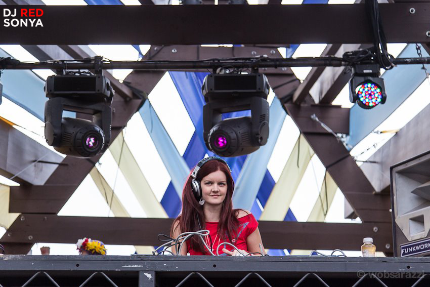 DJ Red Sonya @ LIB 2012