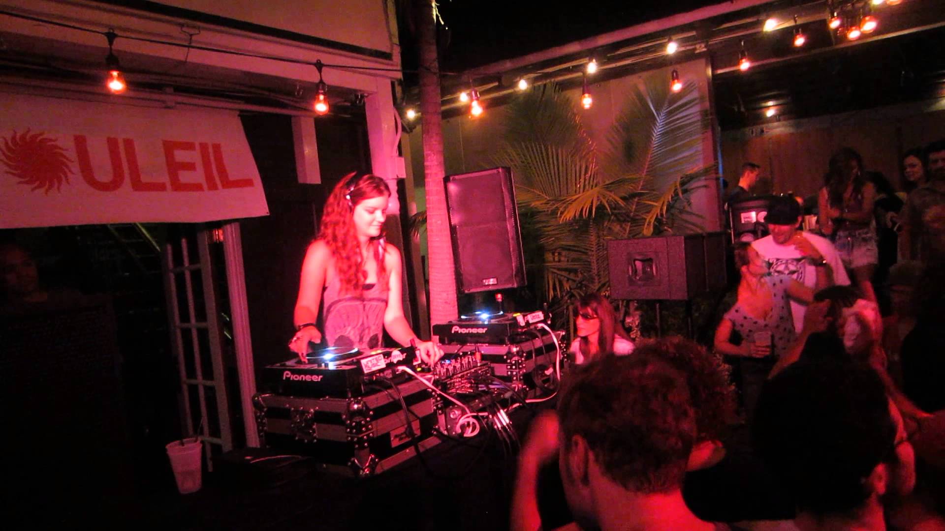 Souleil @ Bourbon Street w/ Miles Maeda & Red Sonya